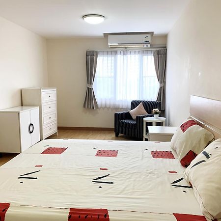 Charming Resident At Ekkamai From Studio Unit Up To 2 Bedroom Apartment Banguecoque Exterior foto