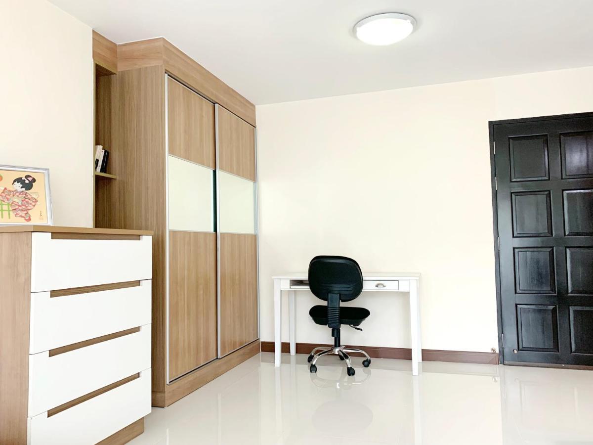 Charming Resident At Ekkamai From Studio Unit Up To 2 Bedroom Apartment Banguecoque Exterior foto