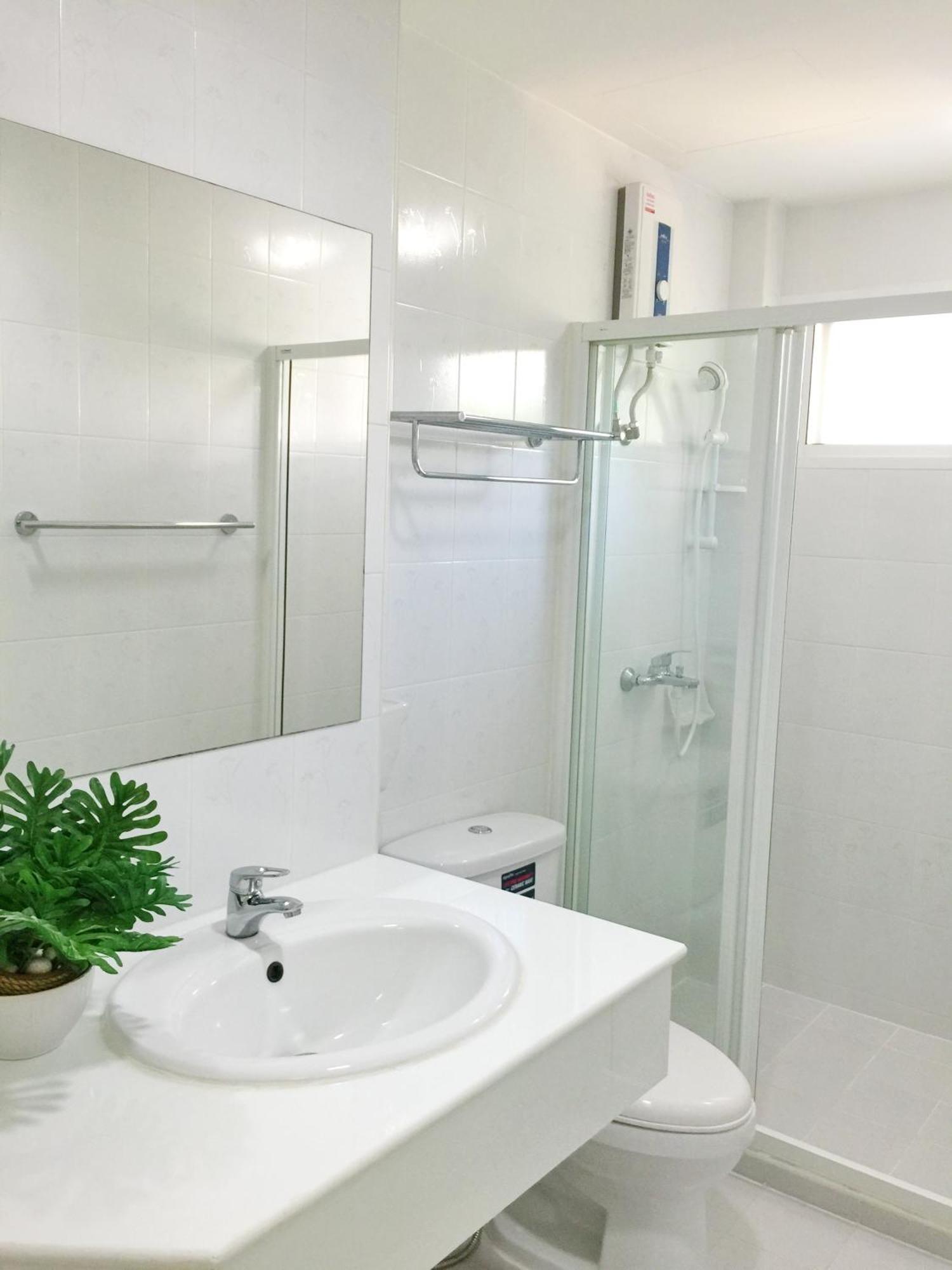 Charming Resident At Ekkamai From Studio Unit Up To 2 Bedroom Apartment Banguecoque Exterior foto