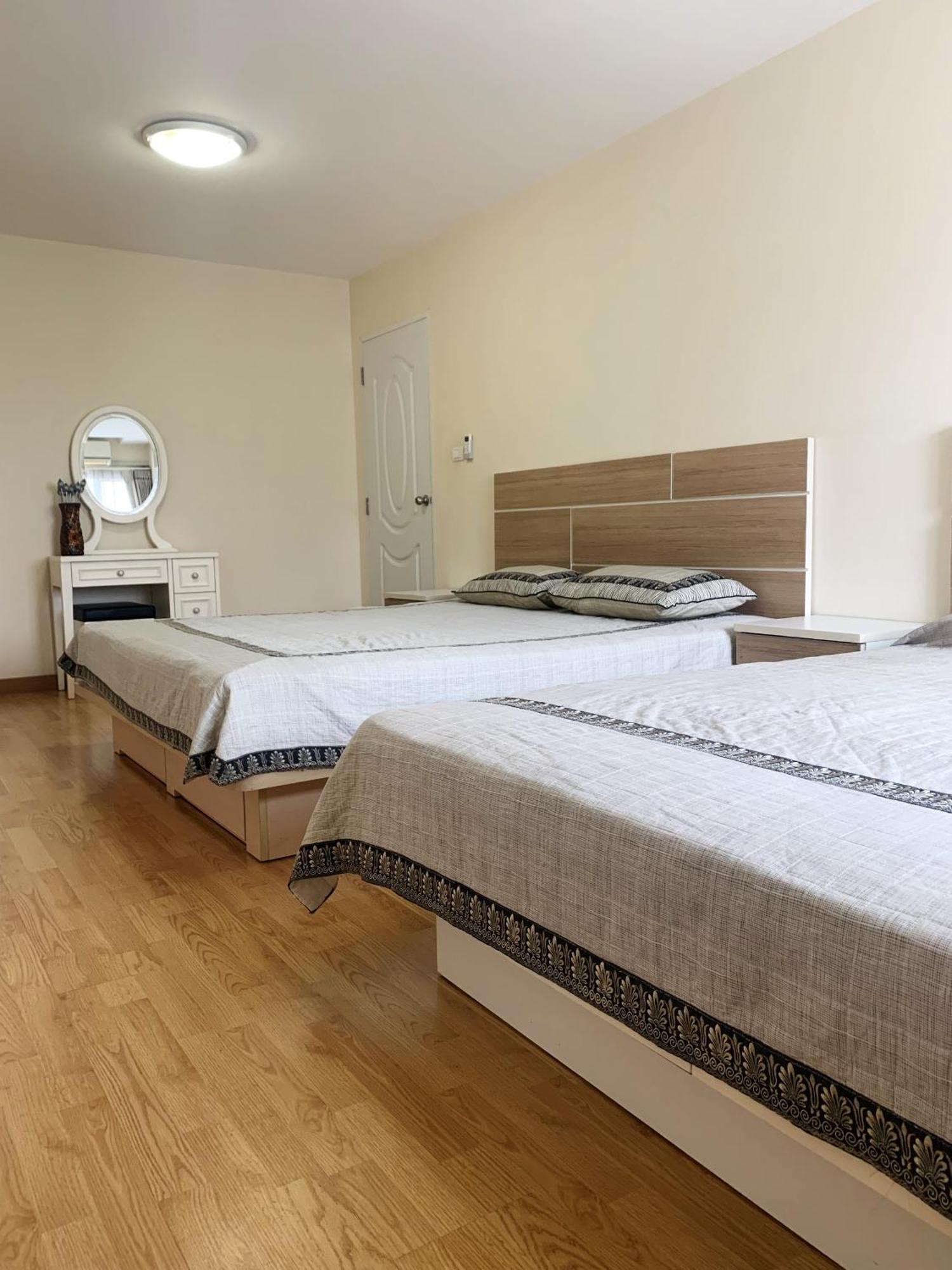 Charming Resident At Ekkamai From Studio Unit Up To 2 Bedroom Apartment Banguecoque Exterior foto